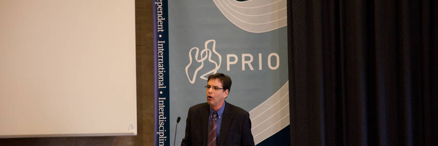 Azar Gat giving the PRIO Annual Peace Address 2012. Kristian Hoelscher / PRIO